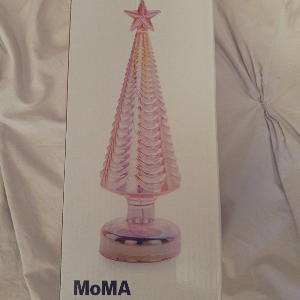 Moma Pink Lighted Tree New